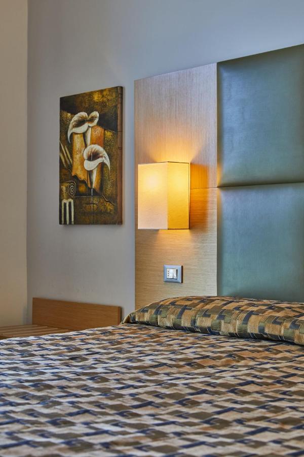 Castelmartini Wellness & Business Hotel Larciano Exterior foto